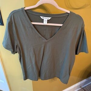 Athleta Olive V-Neck Women's Essential Top